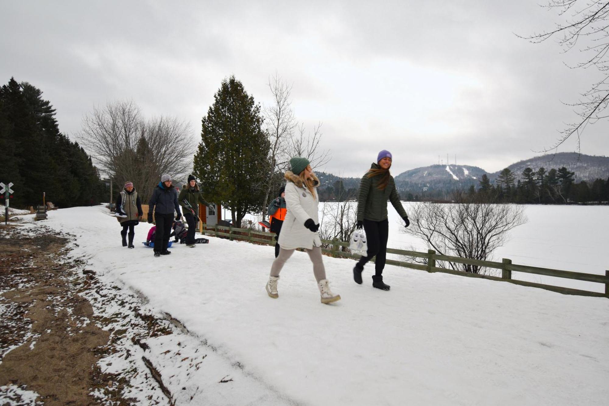 Le Partage Lodge: Destination Plein Air Et Sociale Val-Morin Kültér fotó